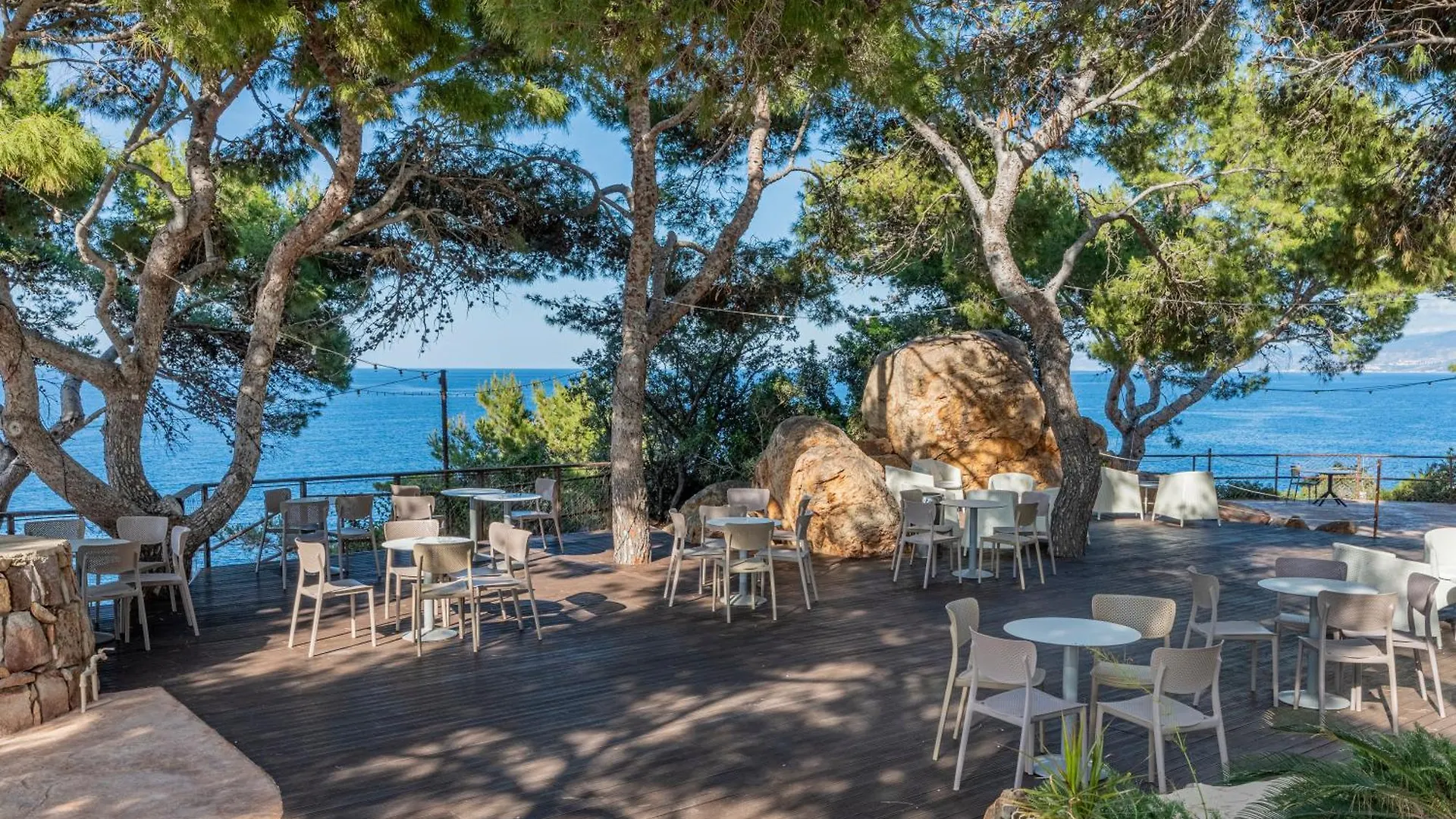 **** Hotel Mangia'S Pollina Resort Finale Italien