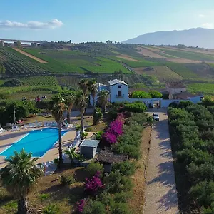 Agroturismo Fattoria Manostalla Chiarelli